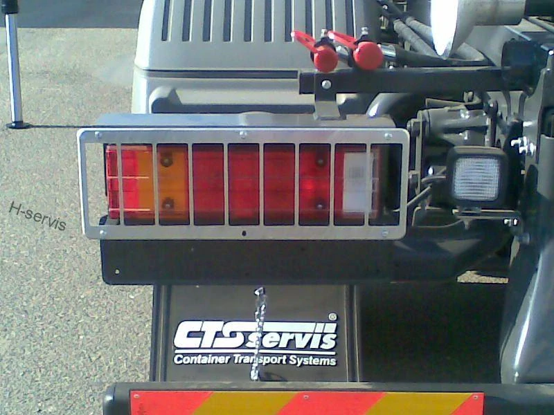 Mřížka koncových světel 430x215x4mm