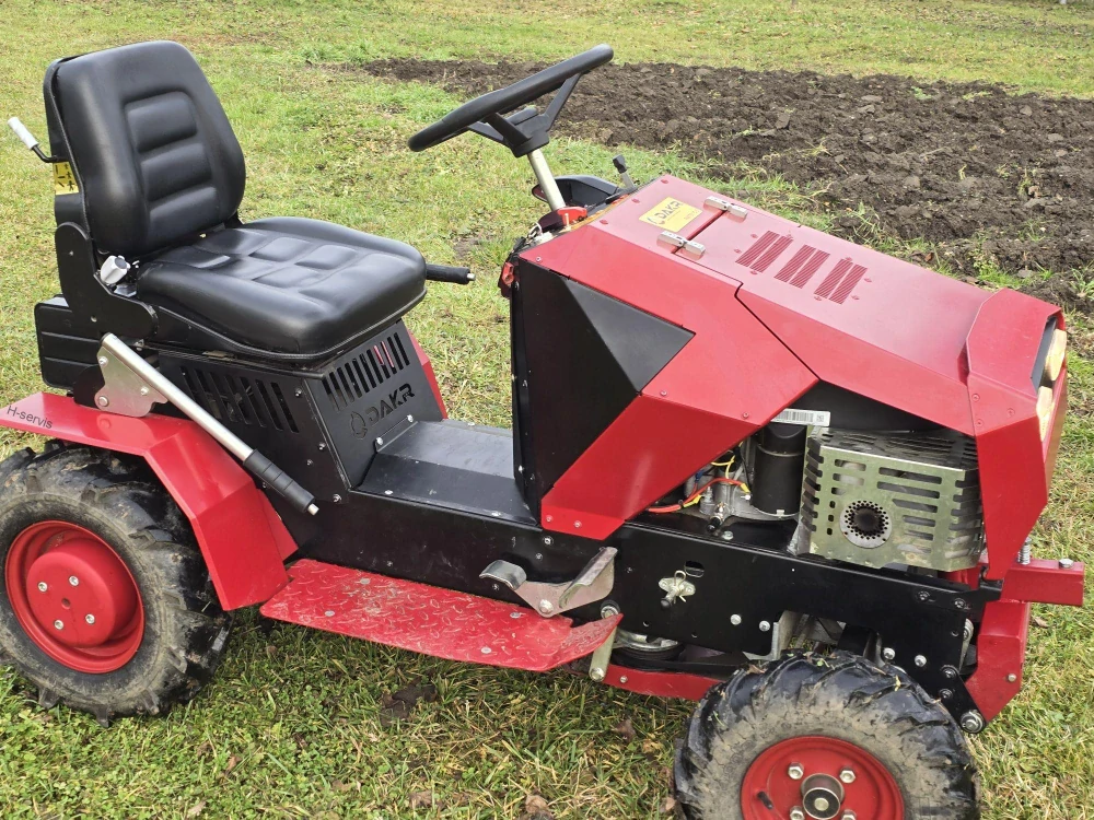 Traktor Dakr FD5 použitý